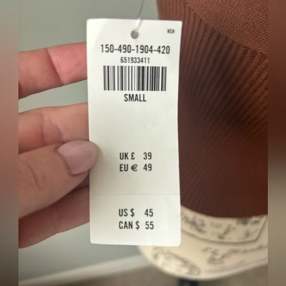 NWT Abercrombie & Fitch ribbed crop top, size S - Picture 3 of 4